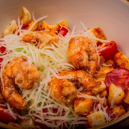 Салат «Цезарь» с креветками