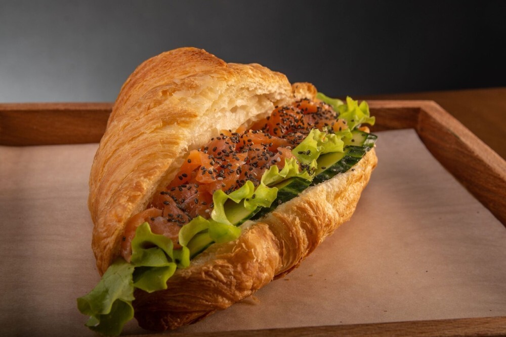 Круассан с сёмгой