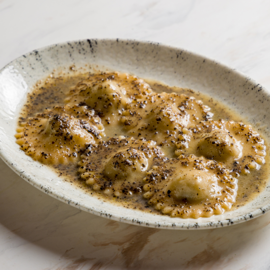 Равиоли с ветчиной и трюфелем