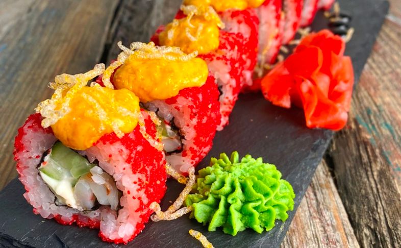 Ролл запеченный с креветкой