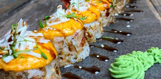 Ролл запеченный с крабом