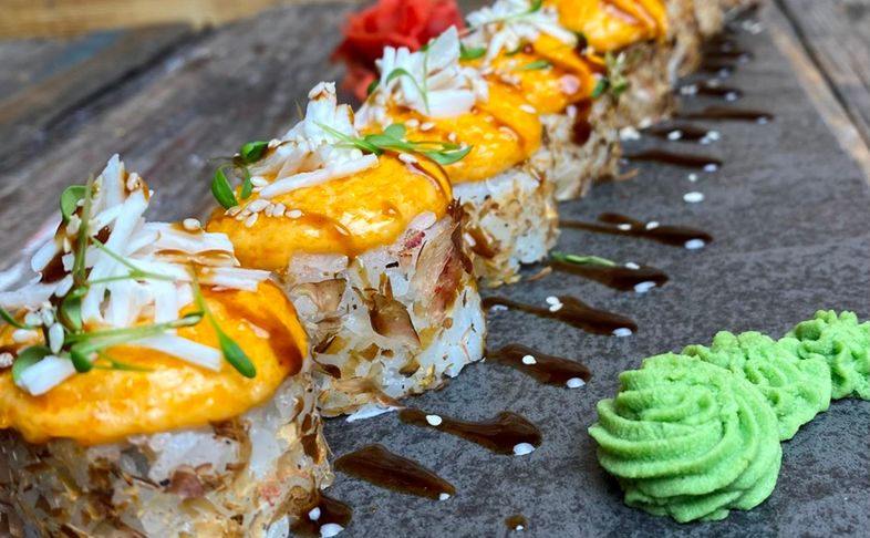 Ролл запеченный с крабом