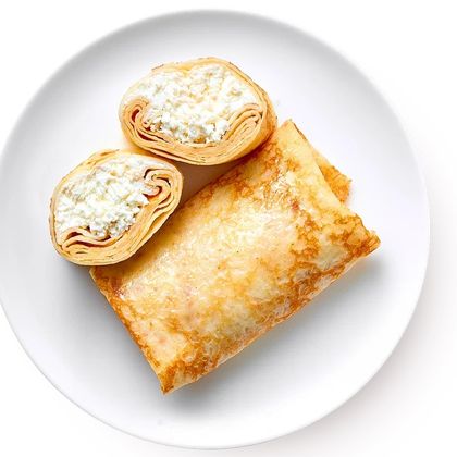 Блинчики с творогом и изюмом