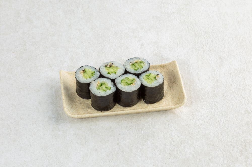 Мини Ролл с огурцом