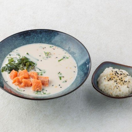 Сливочный суп с лососем