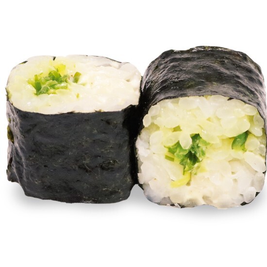 Ролл Чука с ореховым соусом