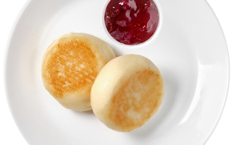 Сырники с малиновым вареньем
