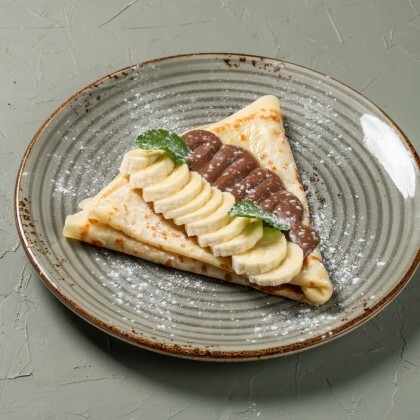 Блин с шоколадной пастой