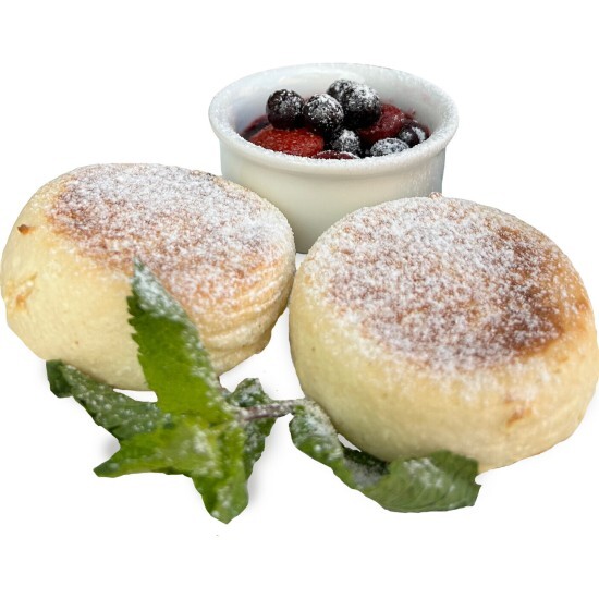 Сырники с ягодным соусом