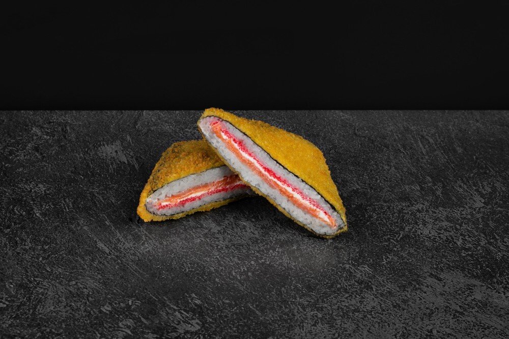 Темпурный сэндвич с лососем