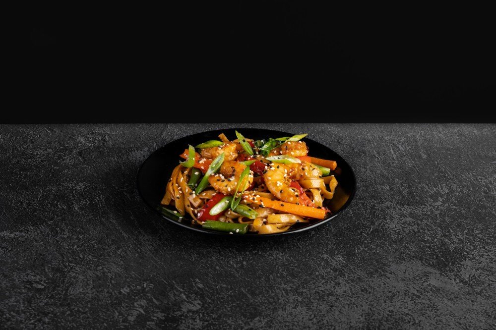 Wok с креветками