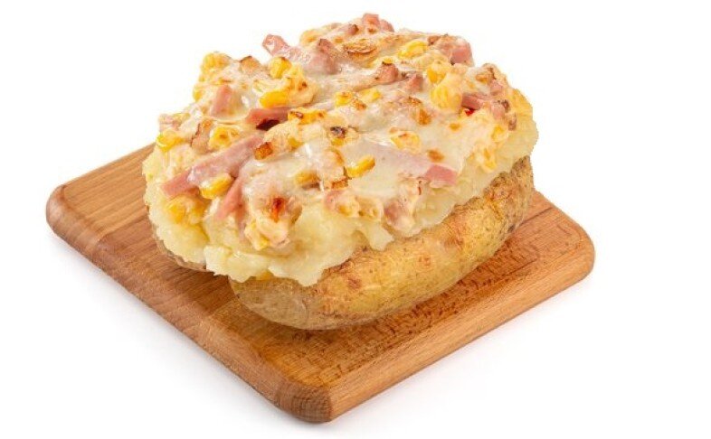 Картошка с беконом и кукурузой