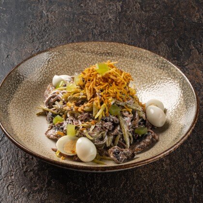 Салат говядина и грибы 450 гр