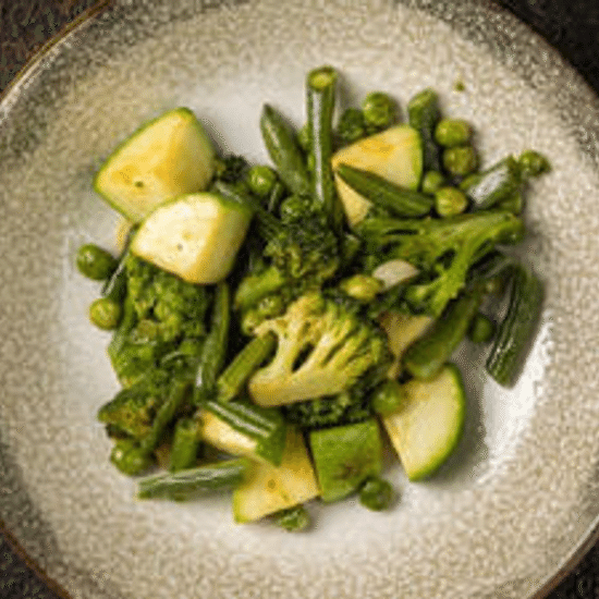 Жареные зеленые овощи