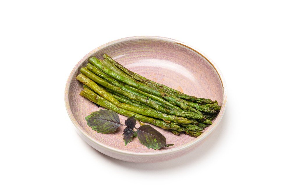 Спаржа на гриле