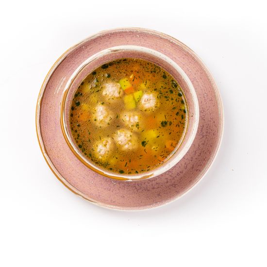 Рыбный суп с куриными фрикадельками