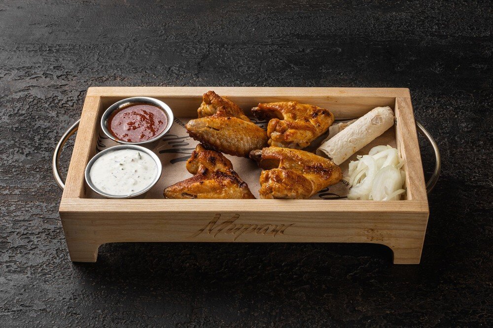 Куриные крылья на мангале