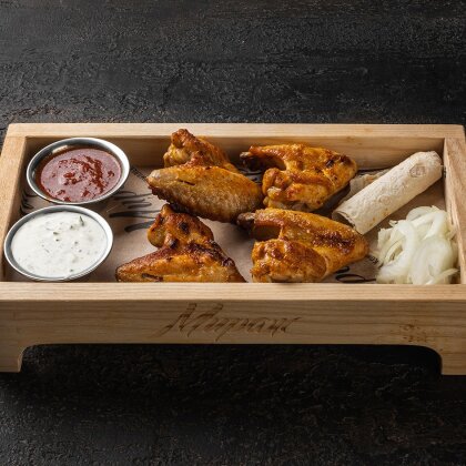 Куриные крылья на мангале