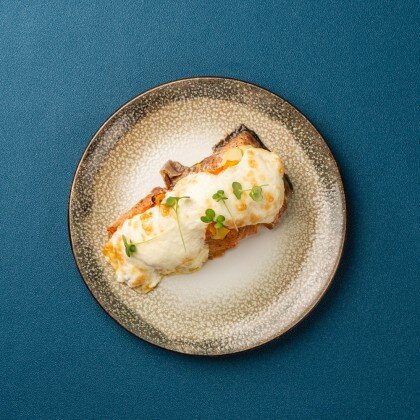 Горбуша запеченая с овощами