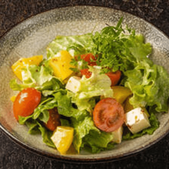 Персик и брынза