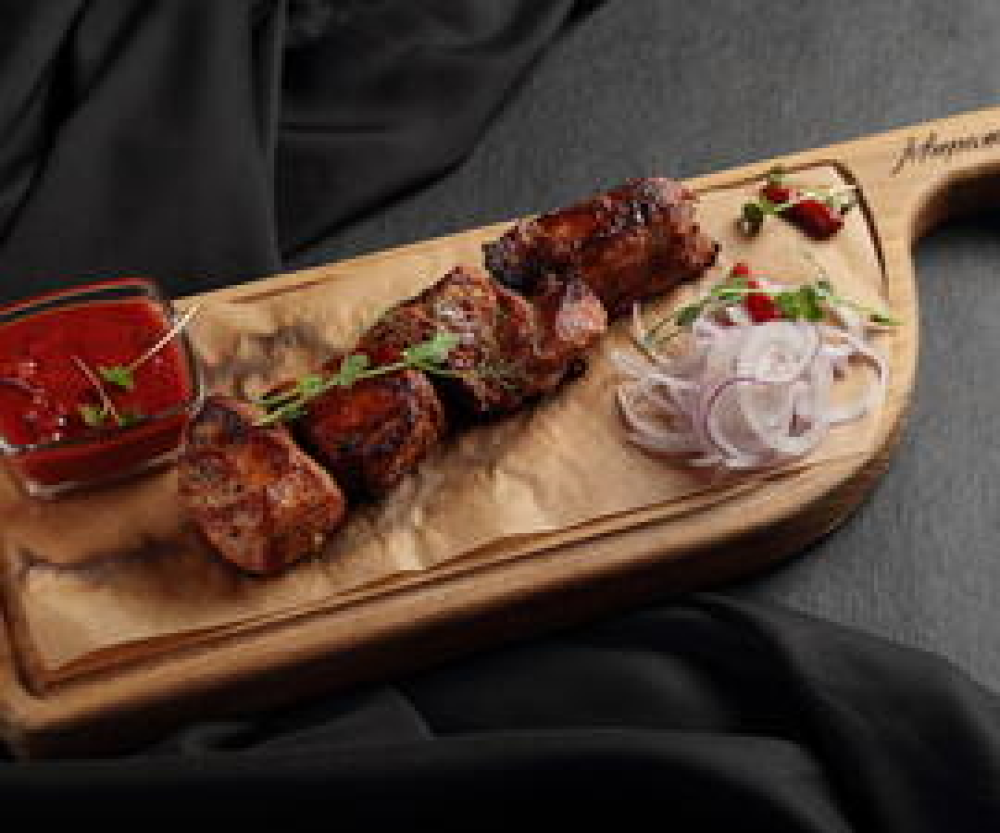 Шашлык из свиной лопатки