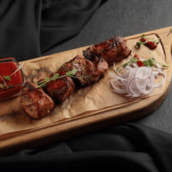 Шашлык из свиной лопатки