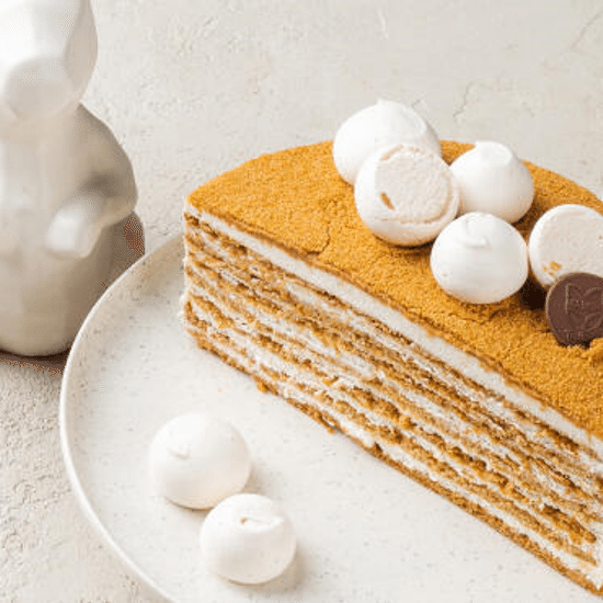 Торт "Медовик" 1кг