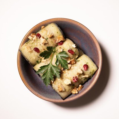 Рулетики из баклажан