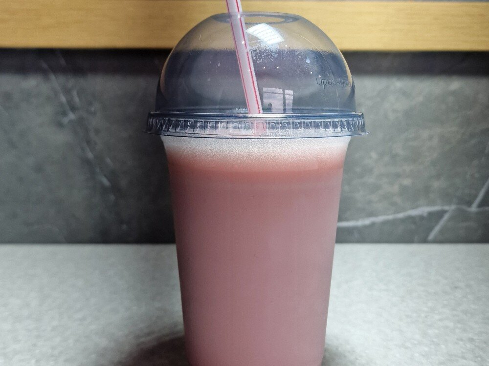 Милк шейк: клубника, блю кюрасао, шоколад, маракуйя, гренадин