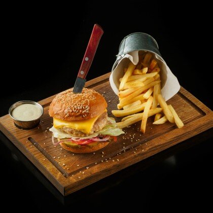 Бургер с цыпой и индюшкой