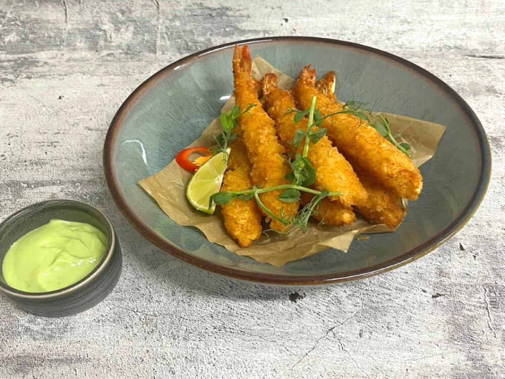 Креветка темпура с соусом манго-чили