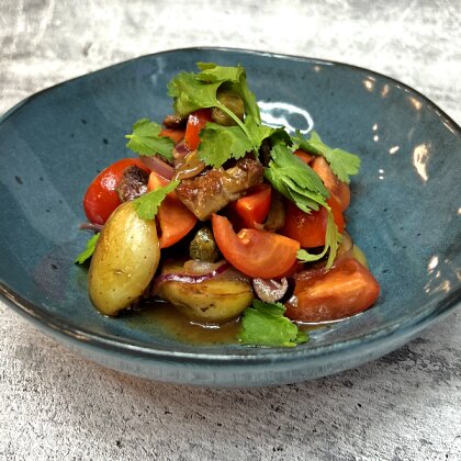 Салат с говядиной и картофелем