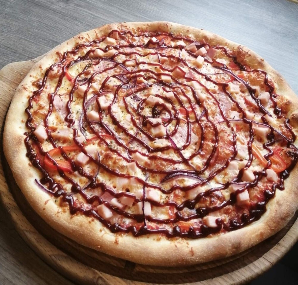 Пицца с беконом 50 см/1700 г