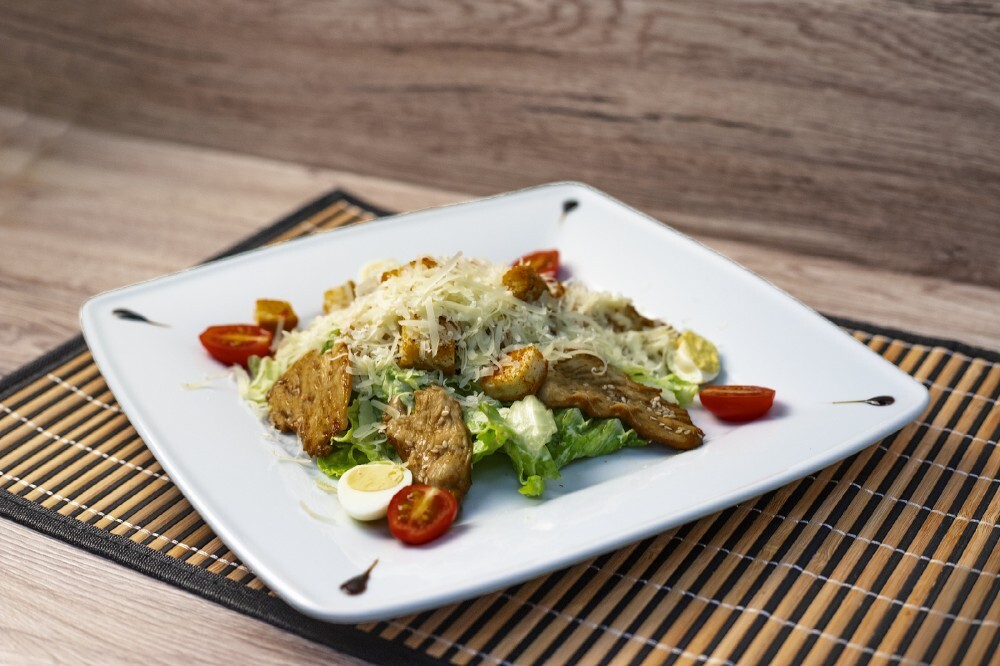 Салат "Цезарь" с курицей