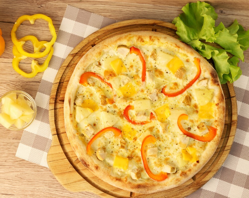 Пицца "Гавайская" с ананасами 25см/410 г