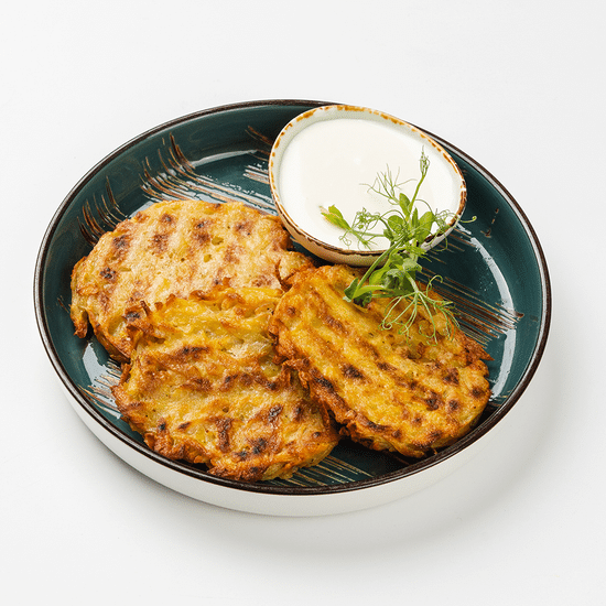 Драники со сметаной