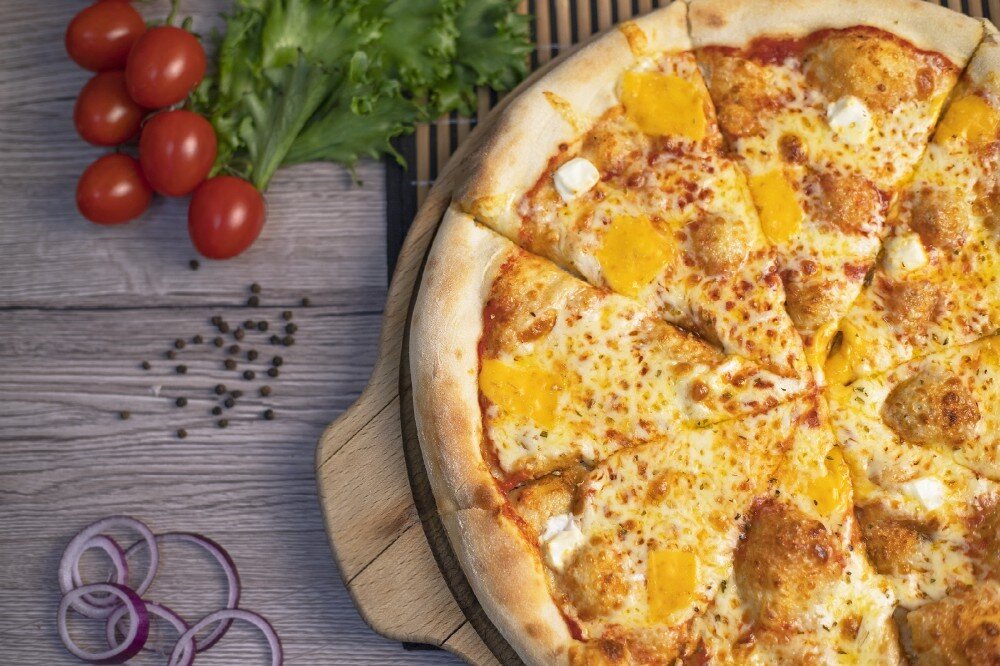 Пицца "4 сыра" 30 см/470 г