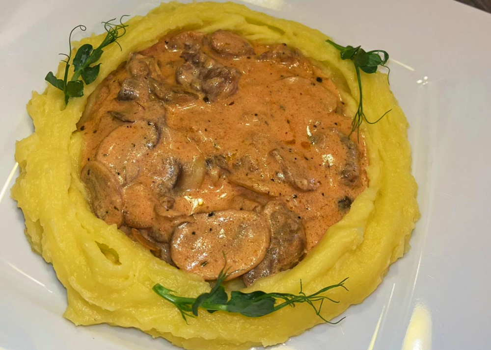 Бефстроганов из говядины