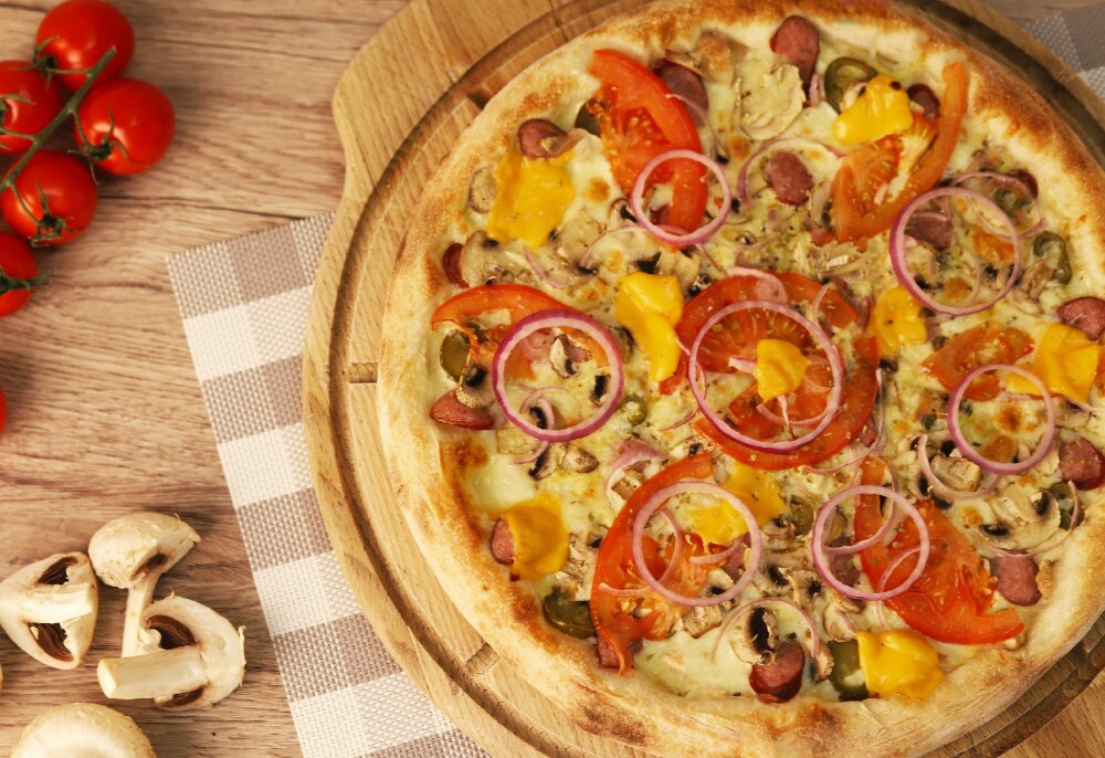 Пицца "Охотничья" 25см/370 г