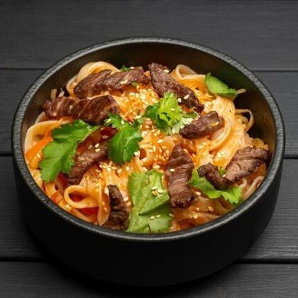 Рисовая лапша с говядиной