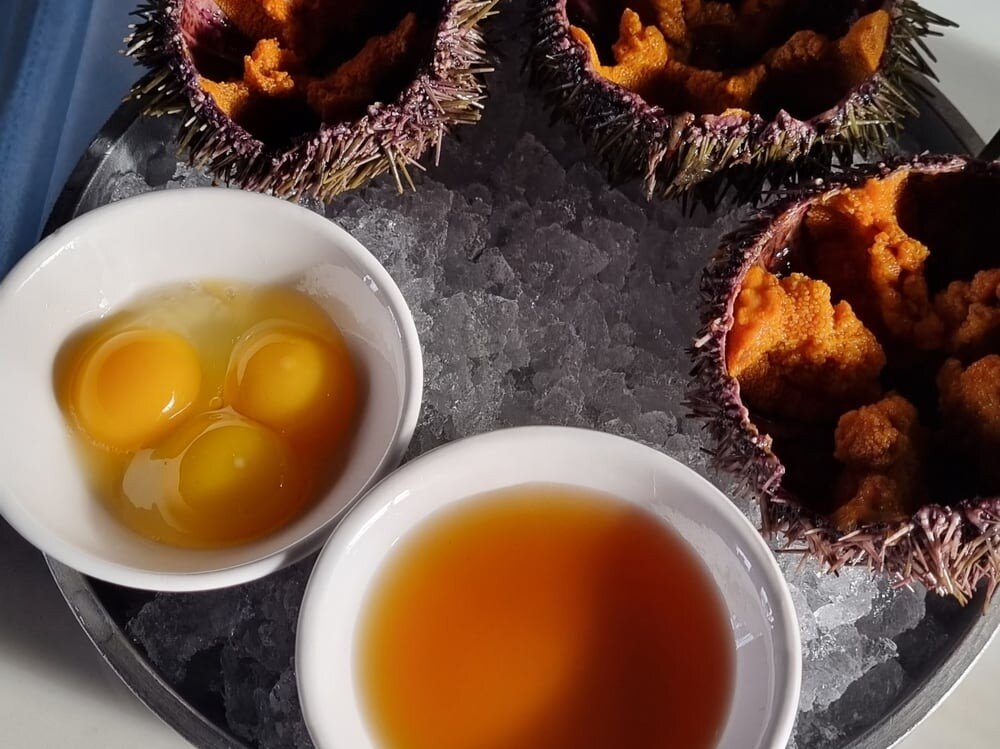 Трио морских ежей