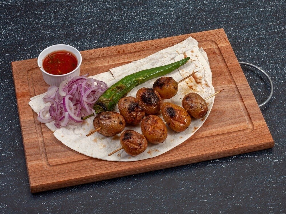 Шашлык из молодого картофеля