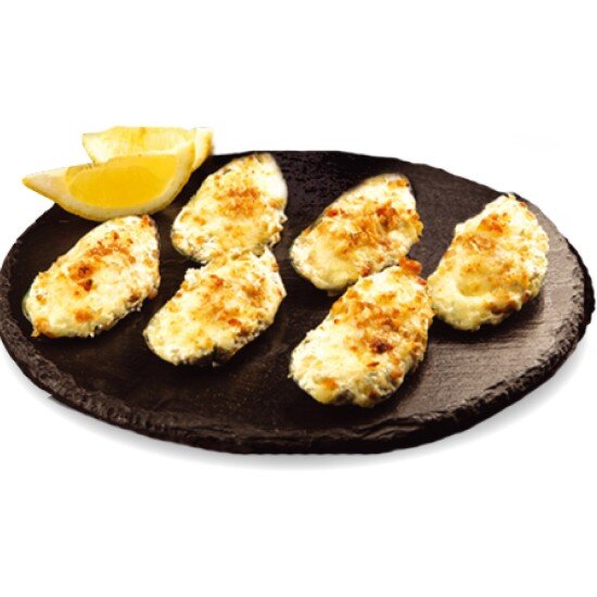 Мидии запеченные под сливочно-сырным соусом