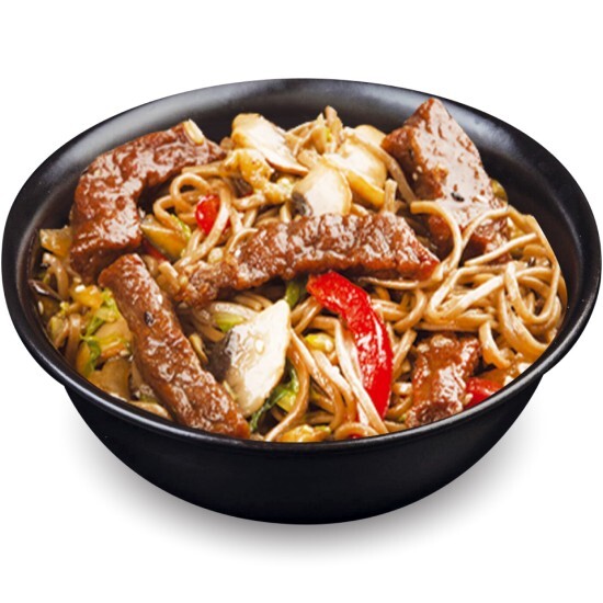 Соба с овощами и говядиной