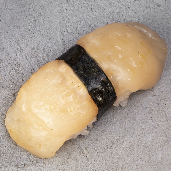 Суши гребешок