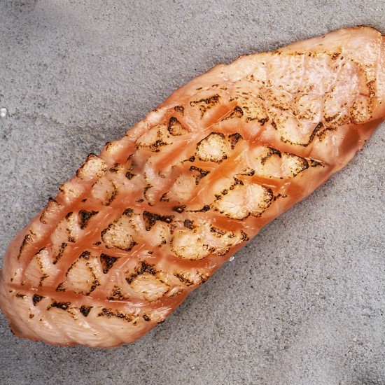 Суши с опаленным лососем