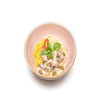 Паста с индейкой, грибами и каперсами