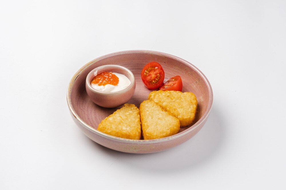 Хашбраун со сметаной и красной икрой