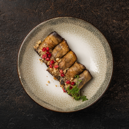 Рулетики из баклажан