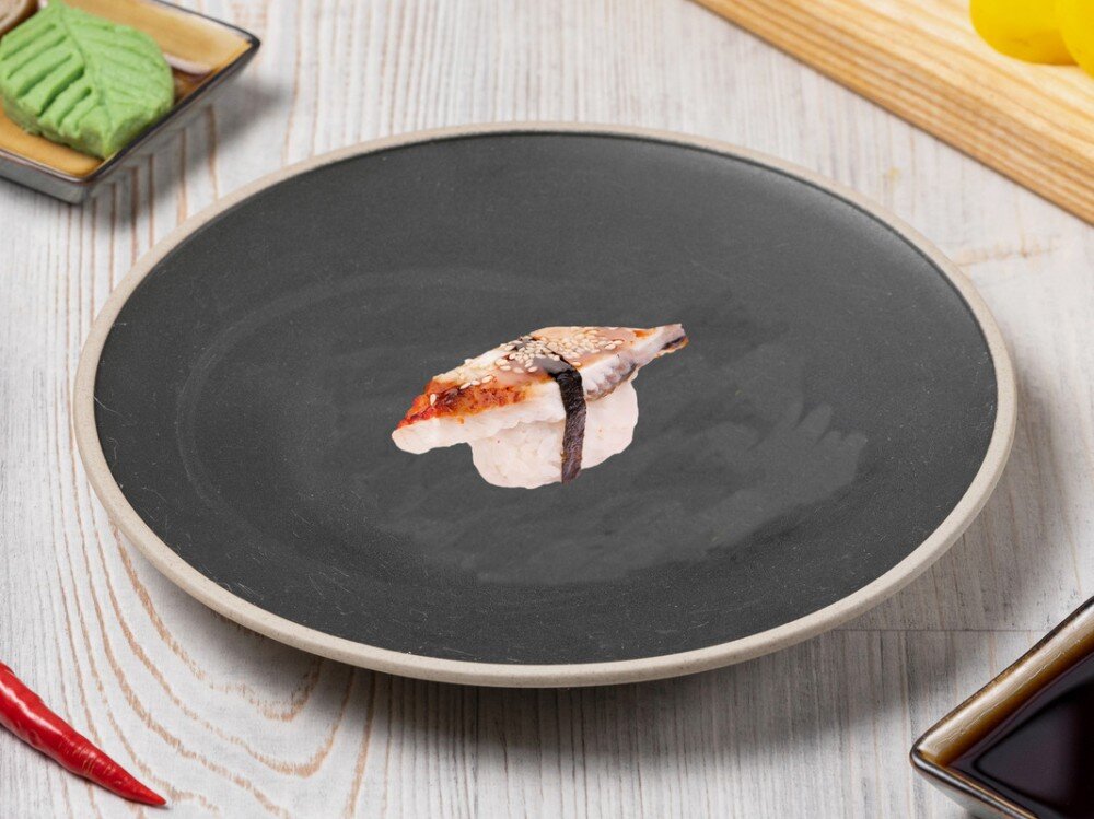 Суши с угрем